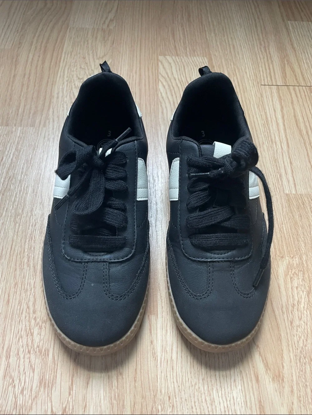 wonder nation Black and White Kids Sneakers